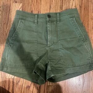 Madewell green cargo shorts